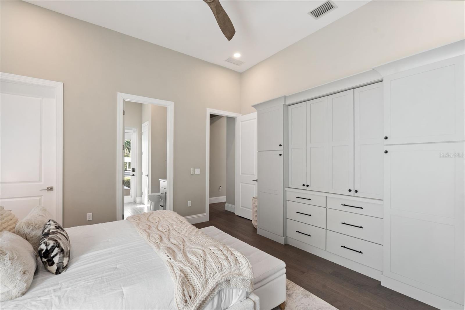 5215 W Neptune Way Property Photo 29