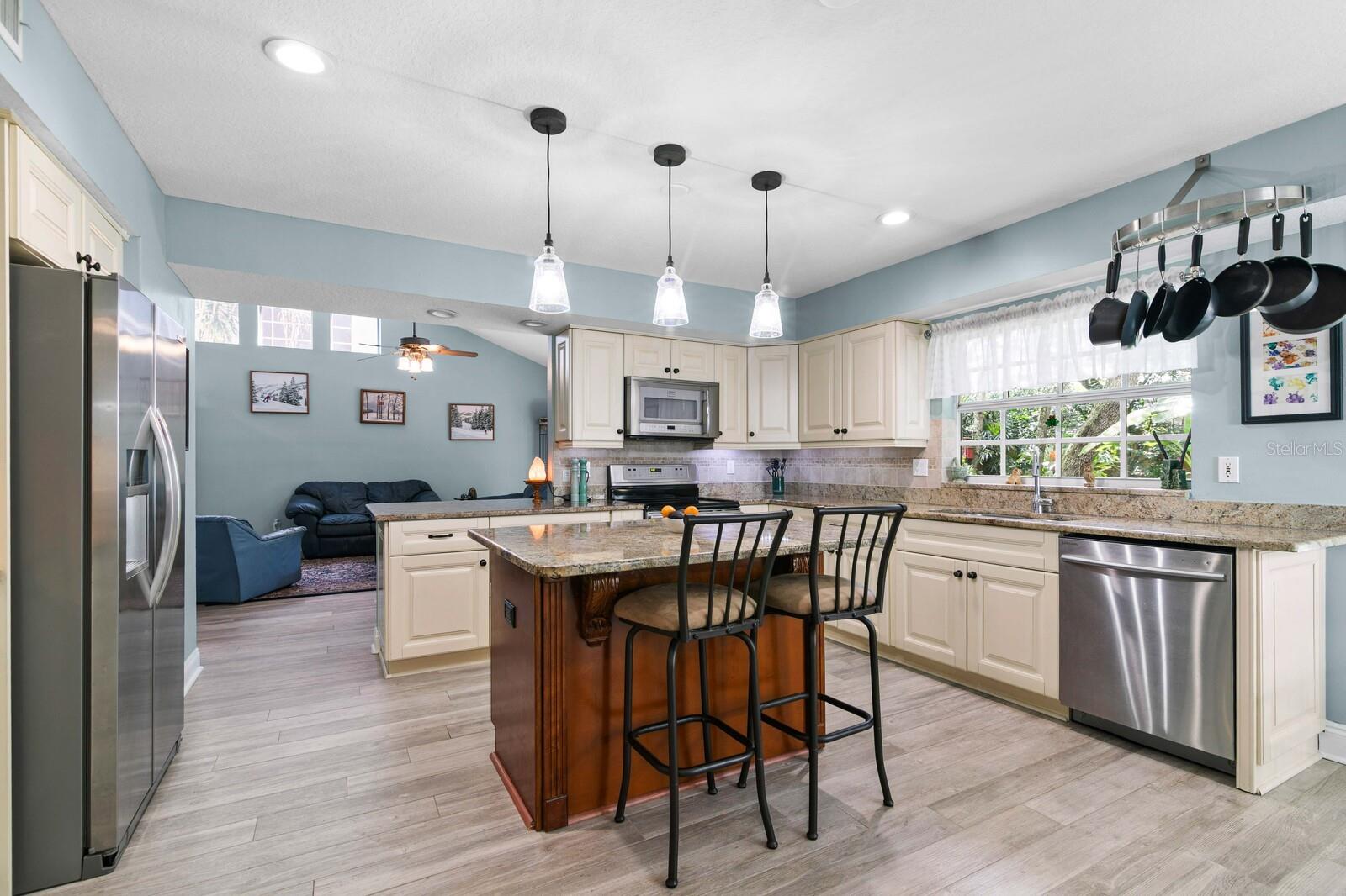 13133 Greengage Ln Property Photo 17