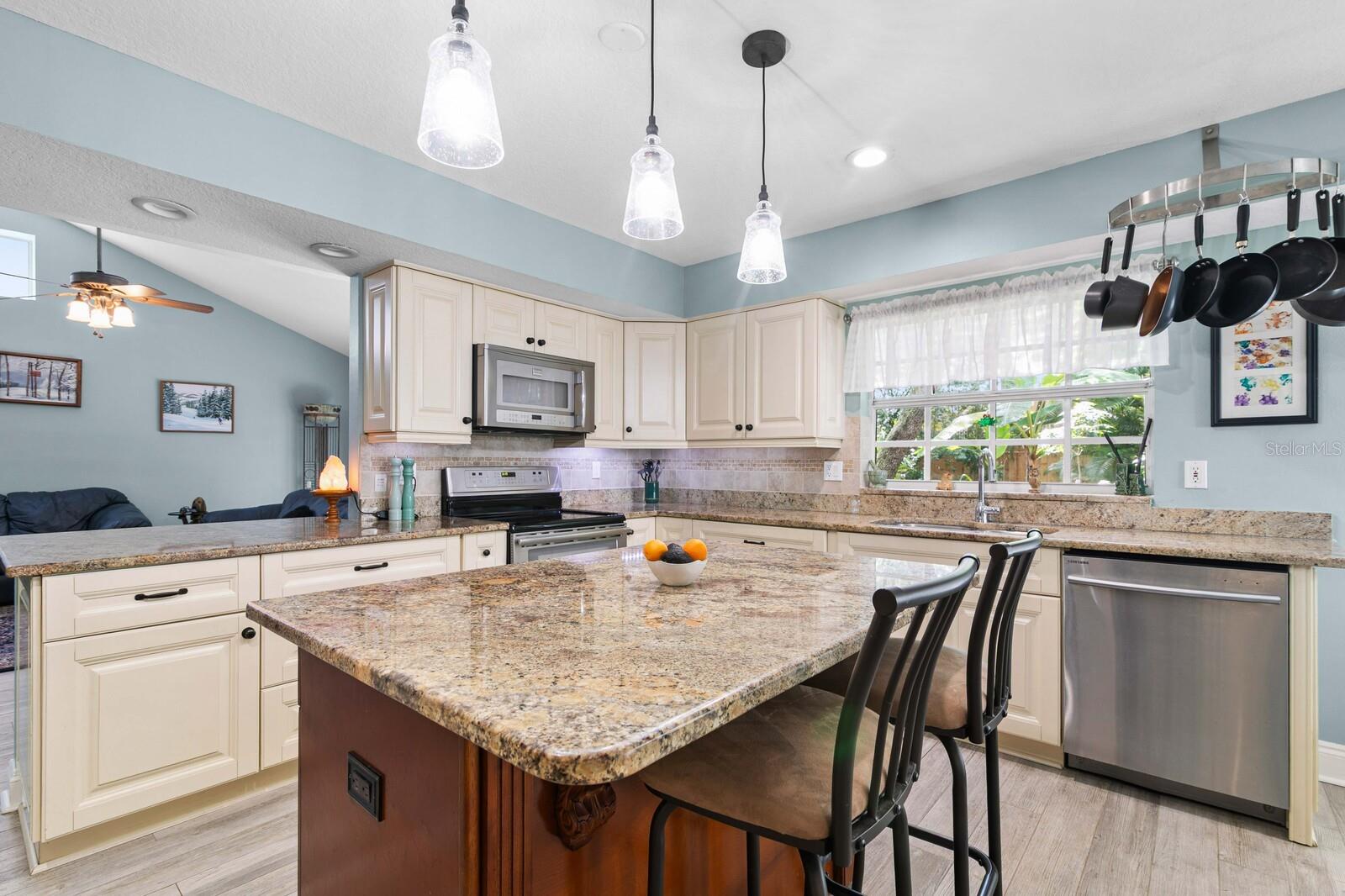 13133 Greengage Ln Property Photo 19