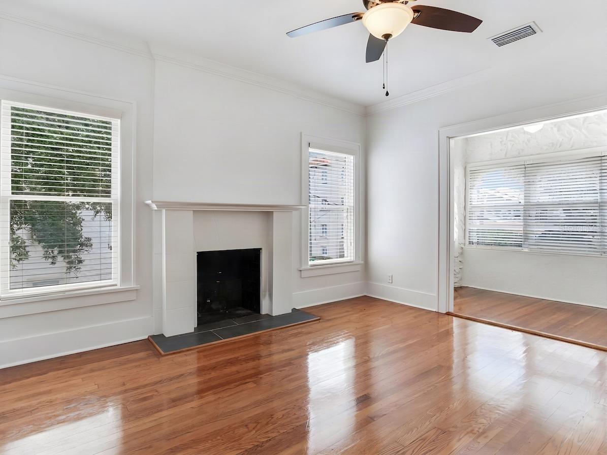 2114 W Dekle Ave #4 Property Photo 8
