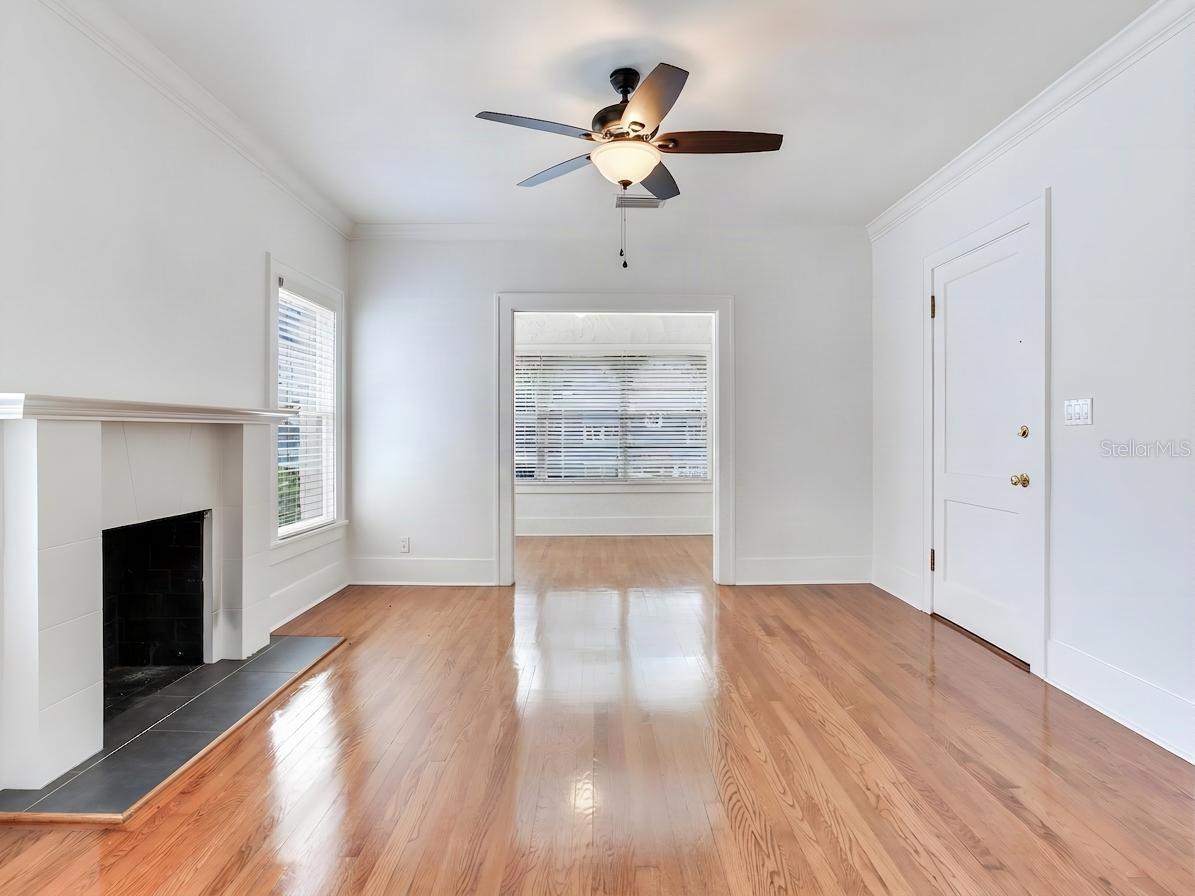 2114 W Dekle Ave #4 Property Photo 10