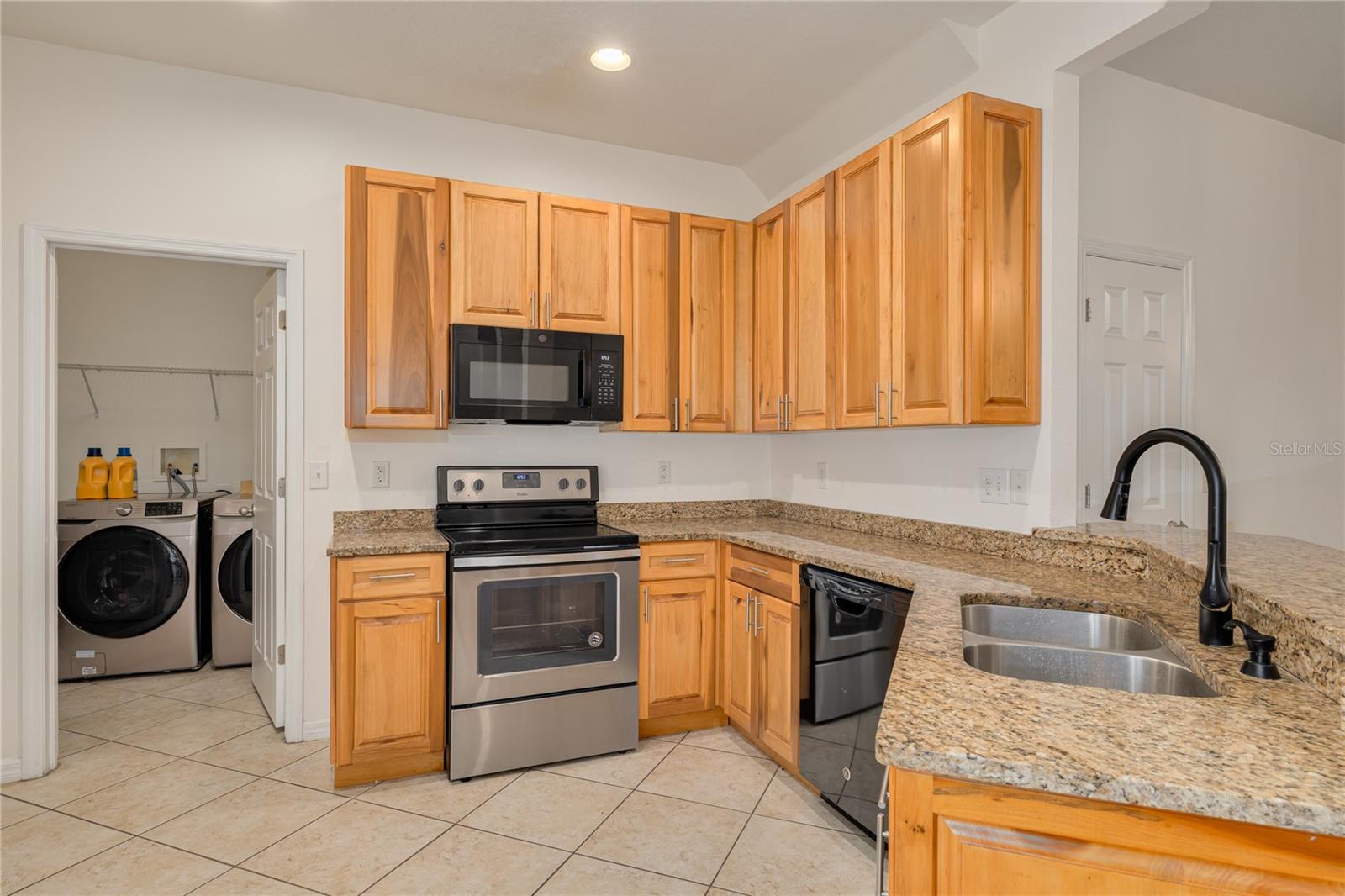13204 San Blas Loop Property Photo 8