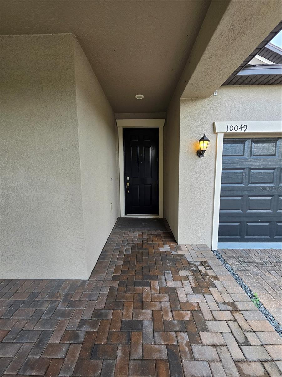 10049 Victory Gallop Loop Property Photo 3