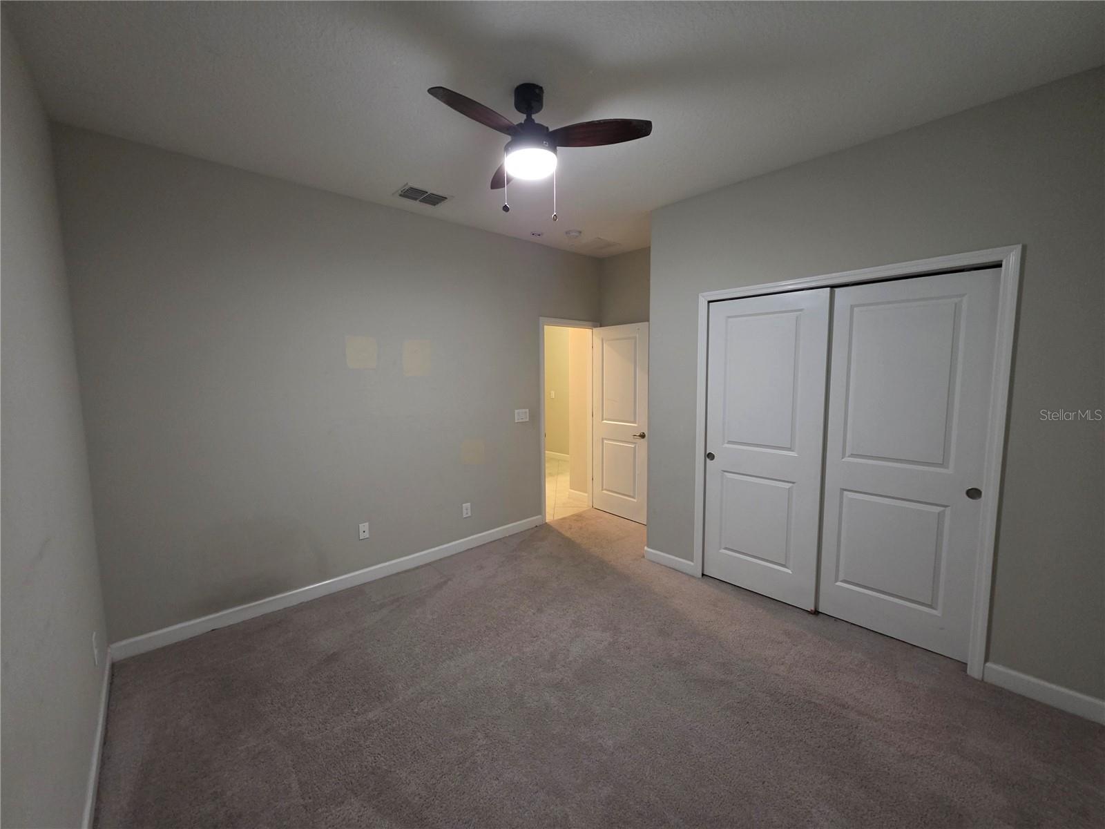 10049 Victory Gallop Loop Property Photo 5