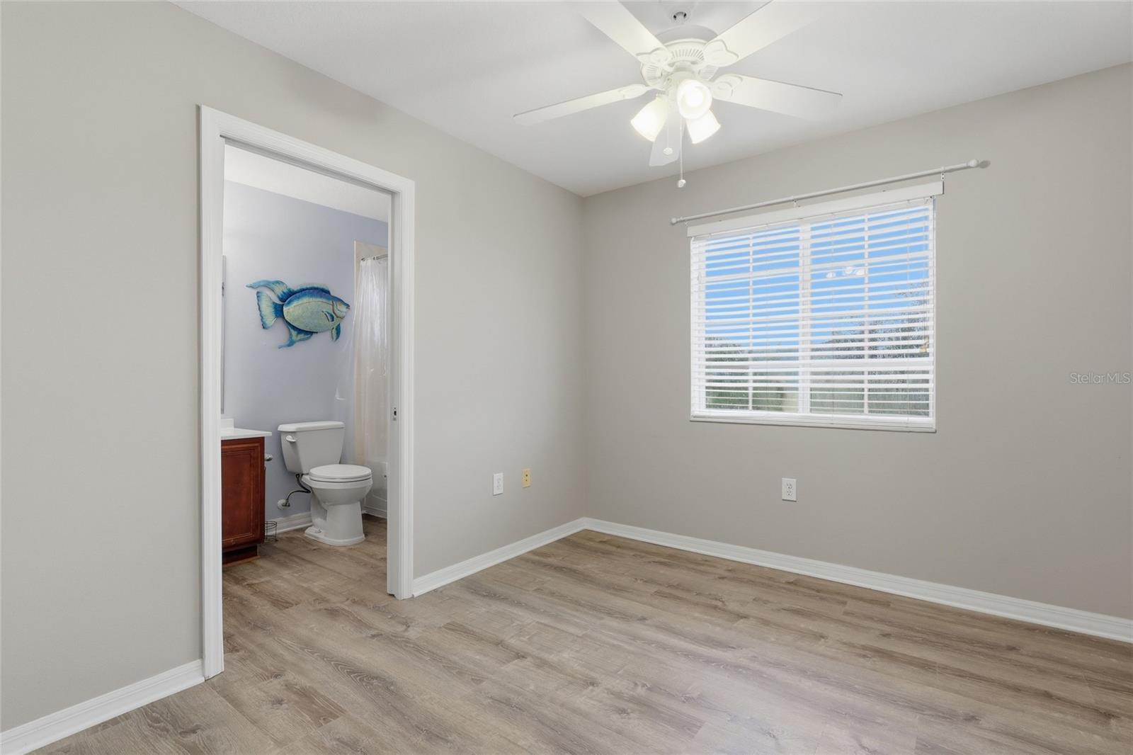 20456 Needletree Dr Property Photo 14
