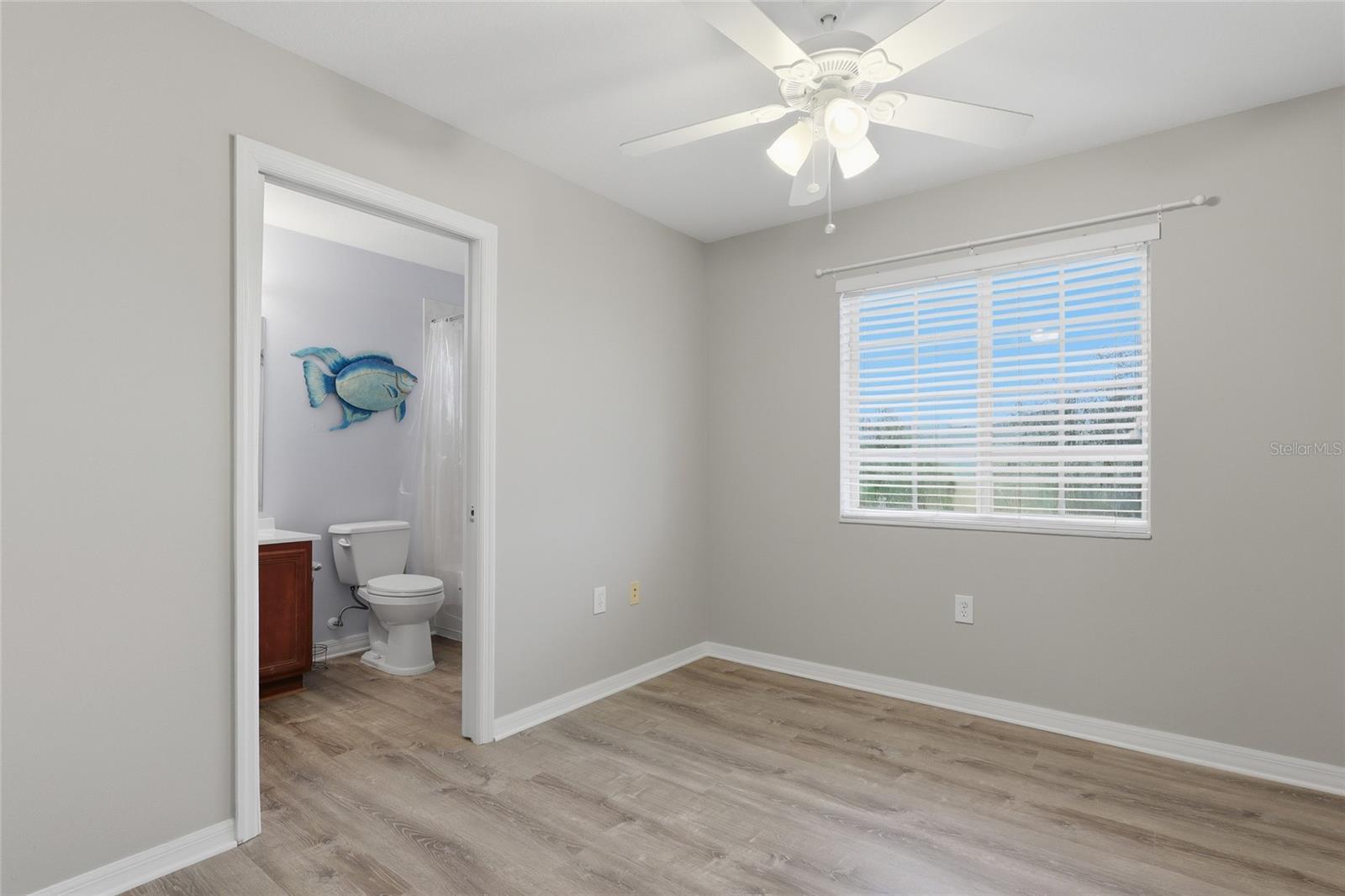 20456 Needletree Dr Property Photo 15