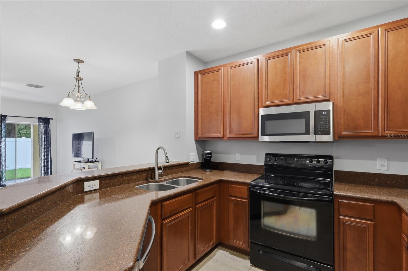 20456 Needletree Dr Property Photo 24