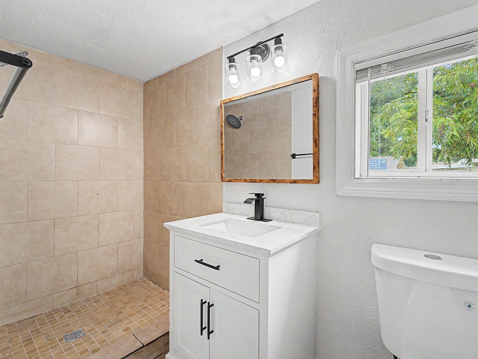 8117 N Klondyke St Property Photo 34