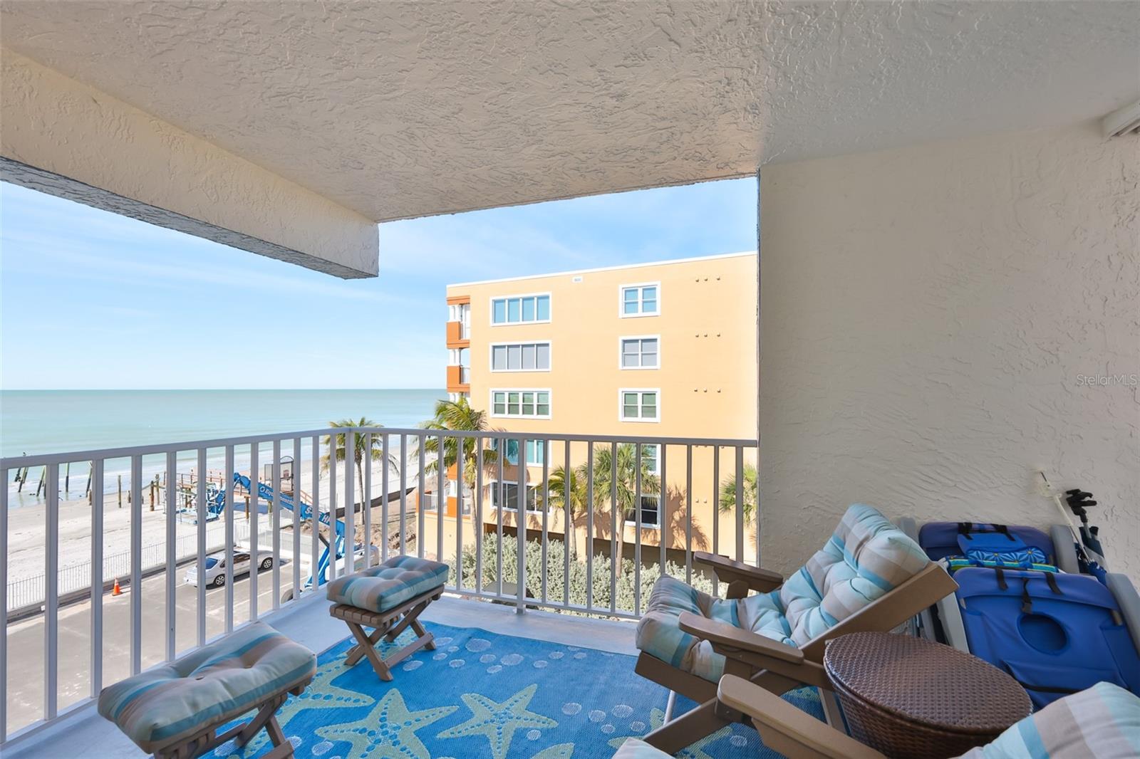 16308 Gulf Blvd #408 Property Photo 4