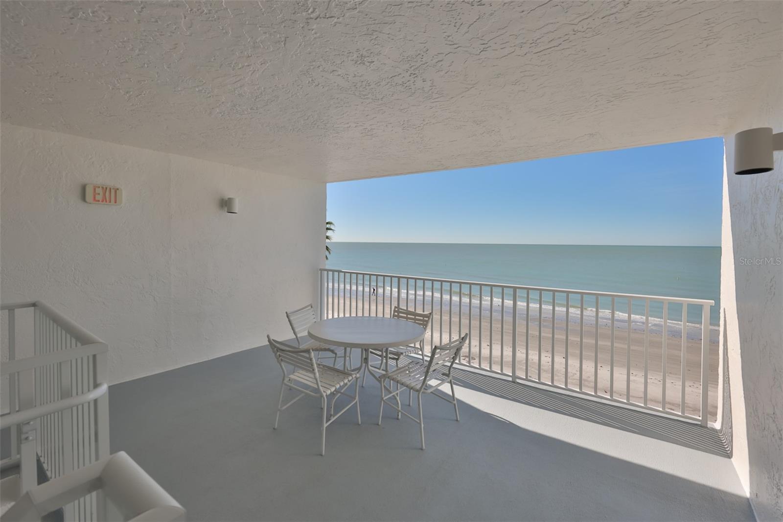 16308 Gulf Blvd #408 Property Photo 11
