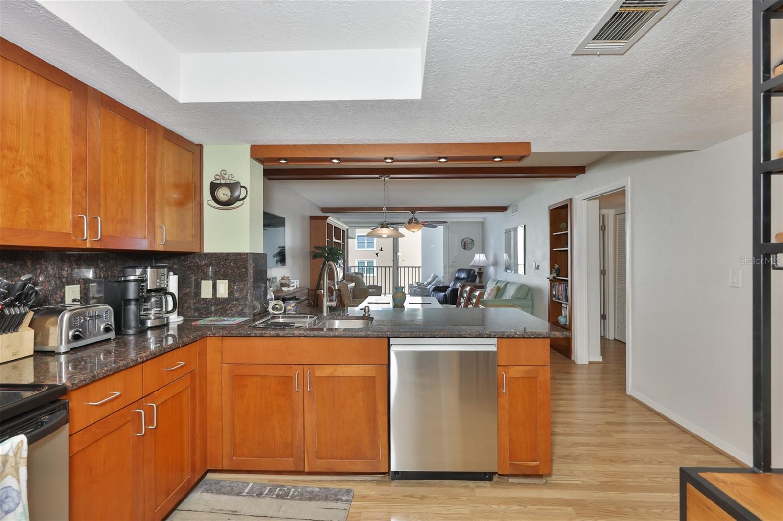 16308 Gulf Blvd #408 Property Photo 15