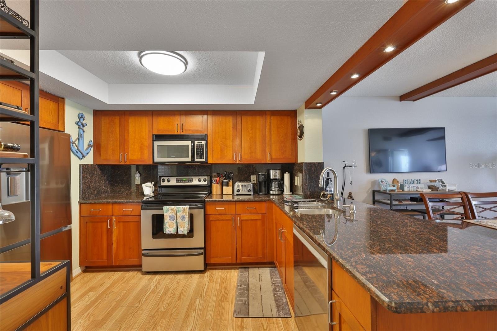 16308 Gulf Blvd #408 Property Photo 17