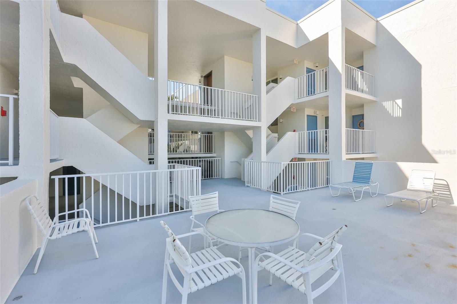 16308 Gulf Blvd #408 Property Photo 34