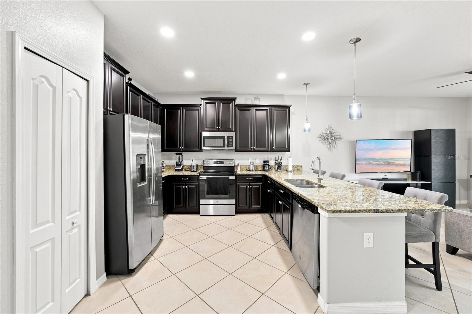 6322 Torrington Cir Property Photo 7