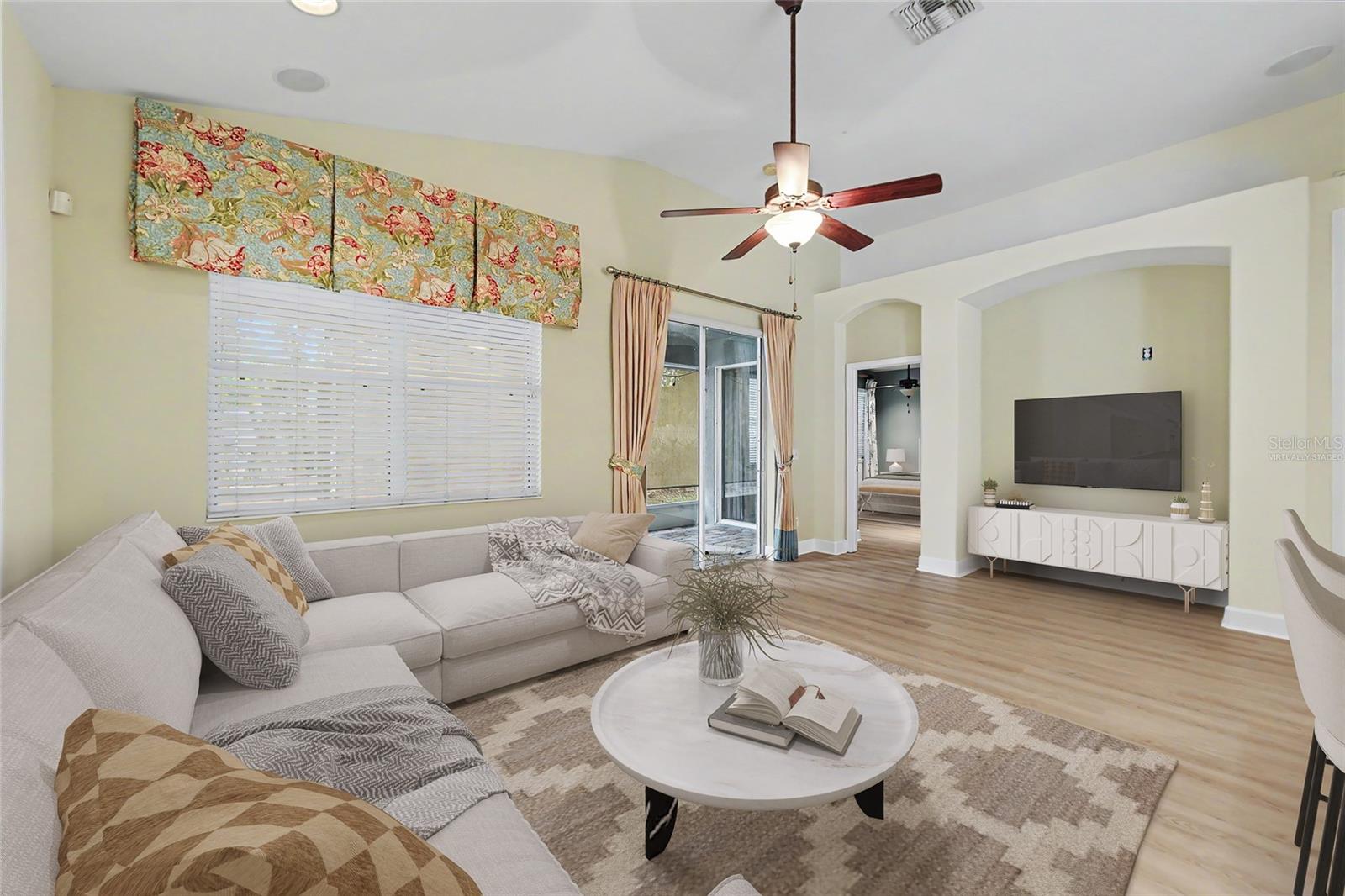 12802 Avelar Creek Dr Property Photo 10