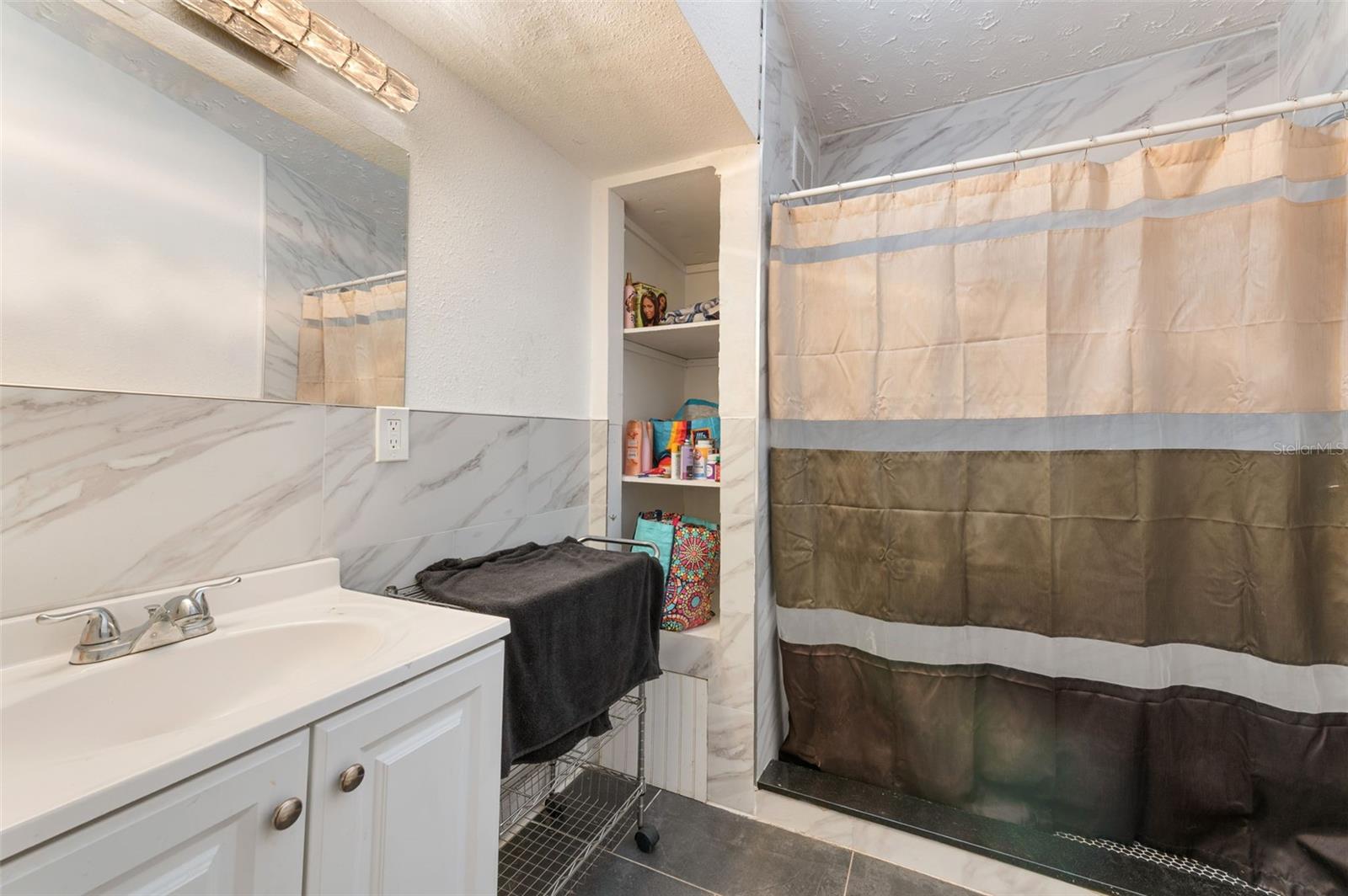 5200 Mallett Dr Property Photo 15