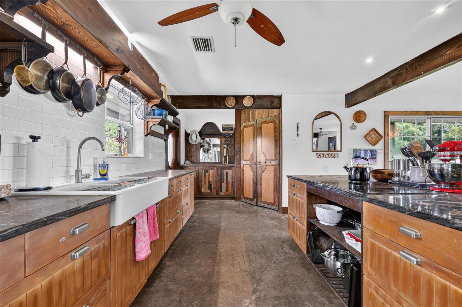 8922 Pritcher Rd Property Photo 26