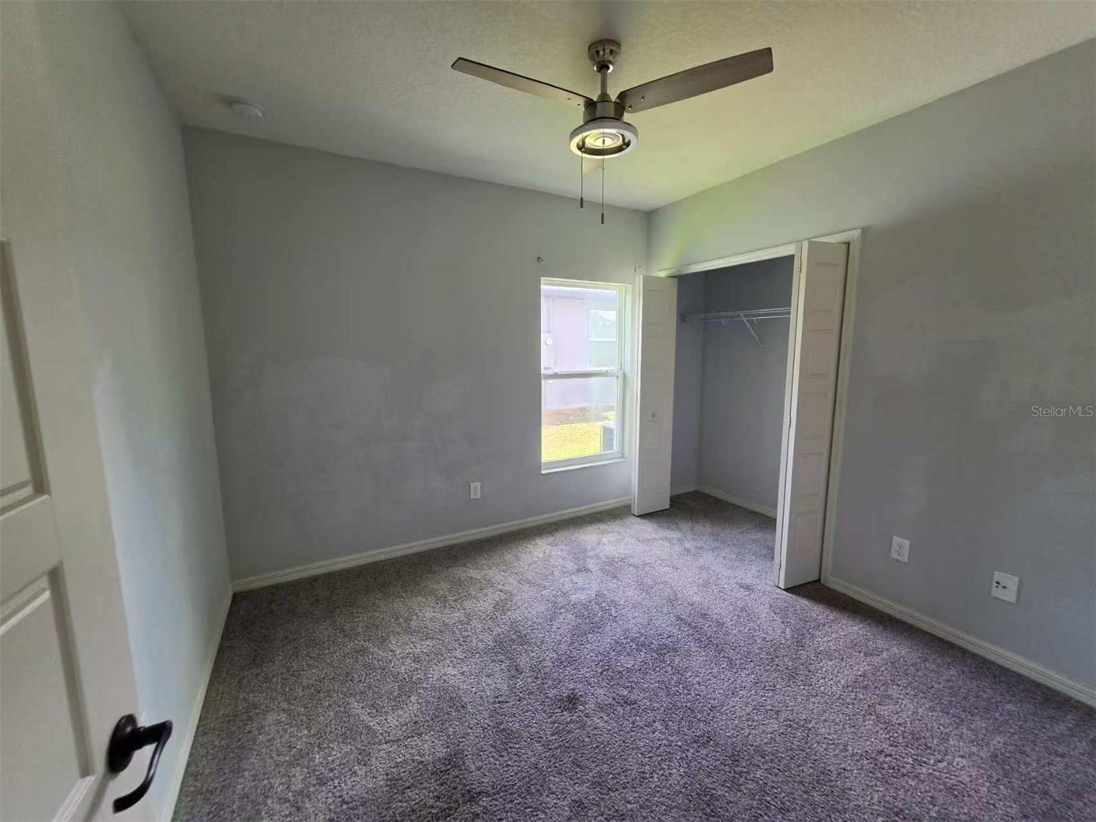 1631 Town Park Ct Property Photo 9