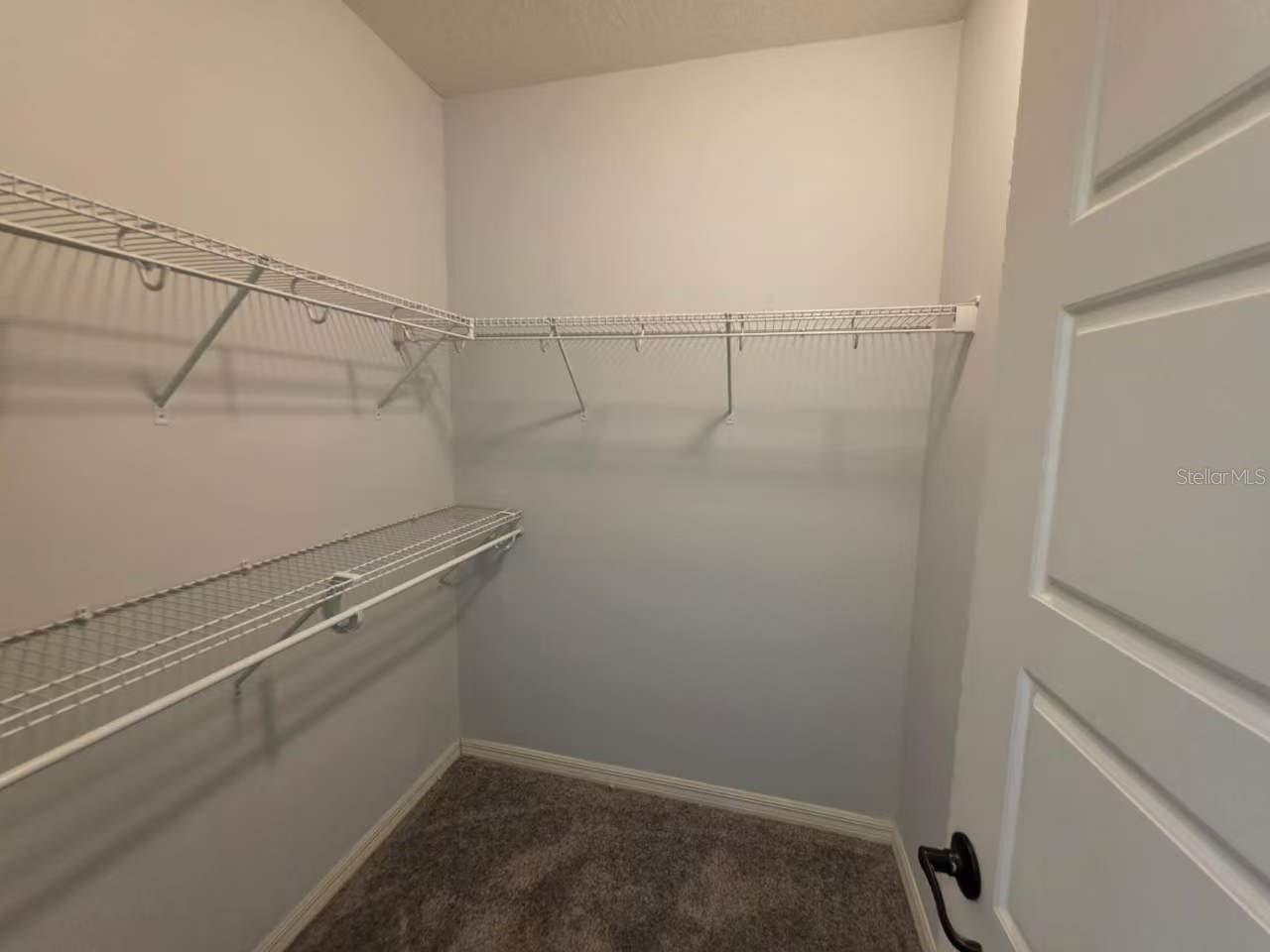 1631 Town Park Ct Property Photo 13