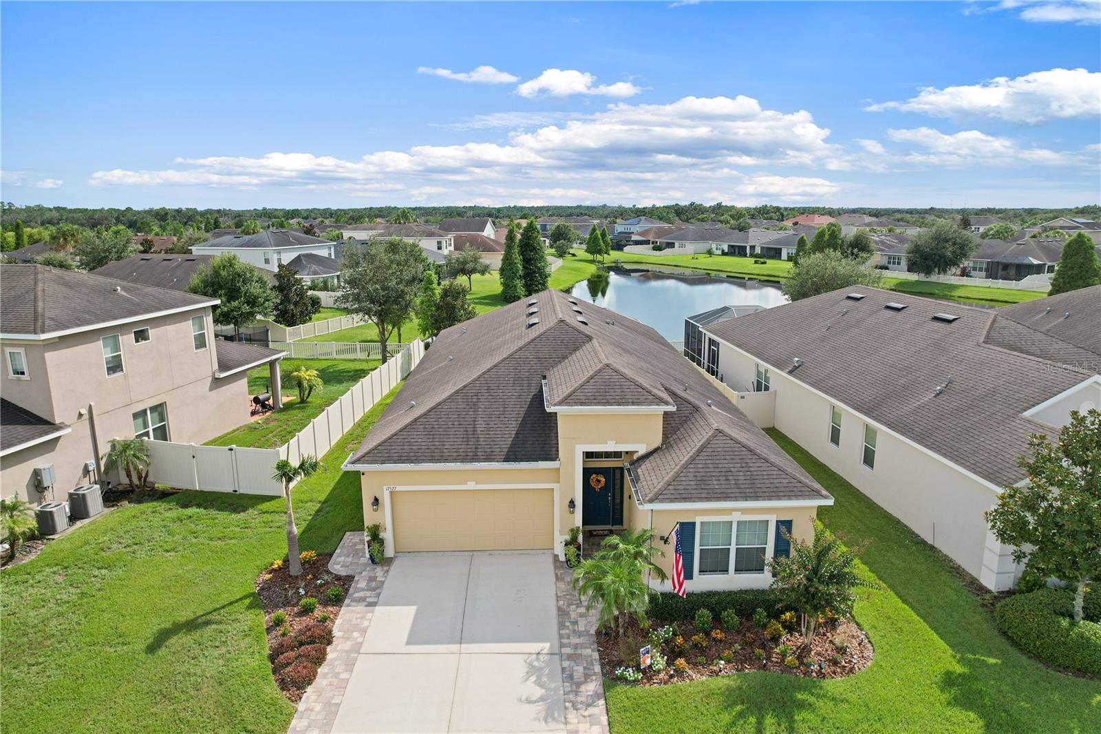 17527 Bright Wheat Dr Property Photo 3