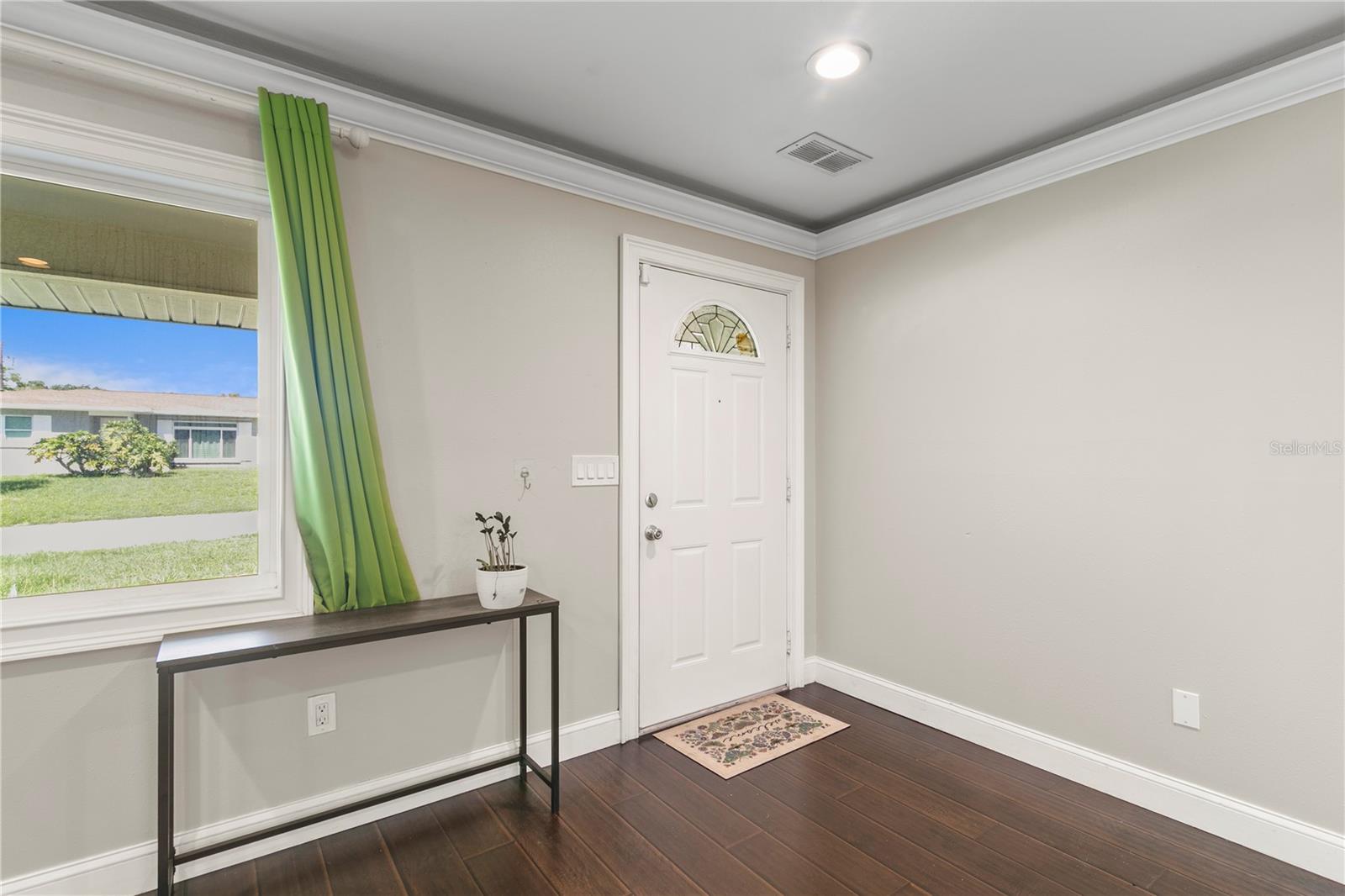 1009 Woodley Rd Property Photo 3