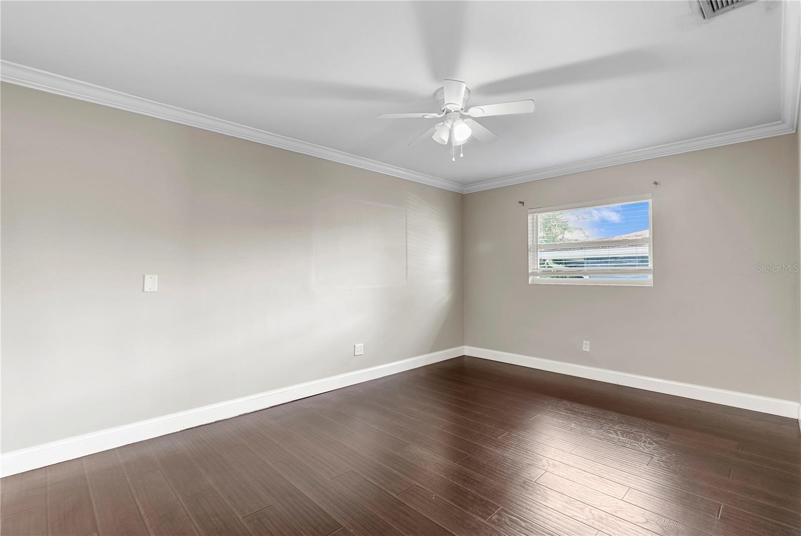 1009 Woodley Rd Property Photo 19