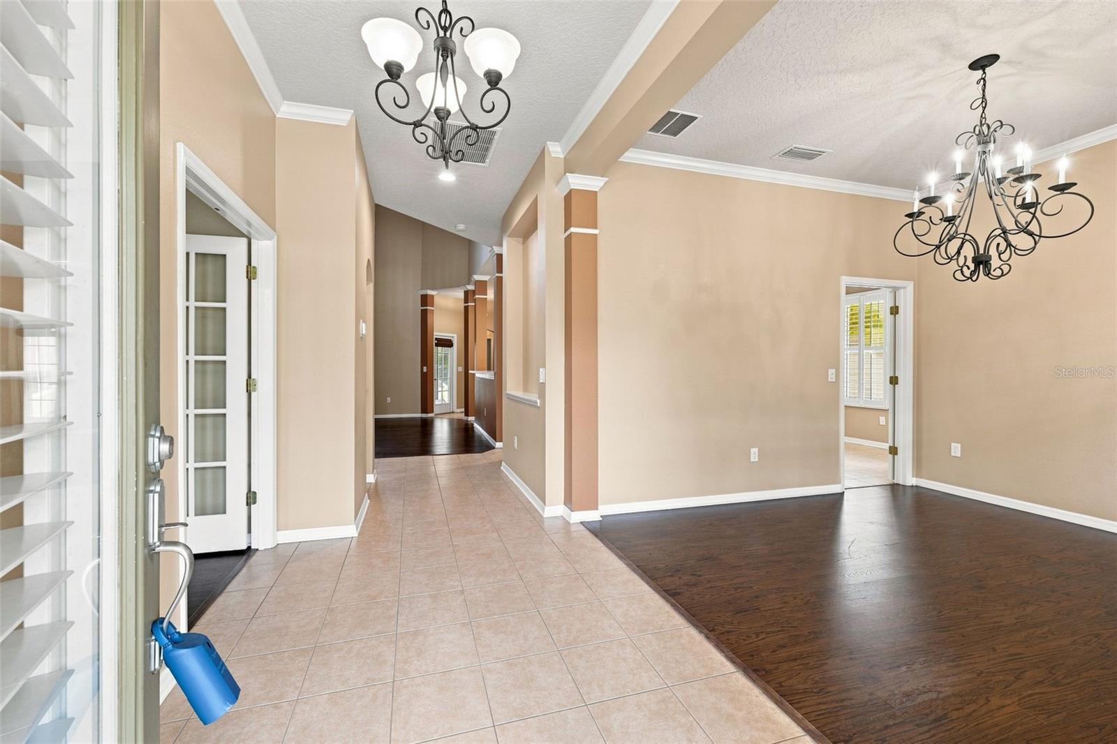 6104 Parkset Dr Property Photo 5