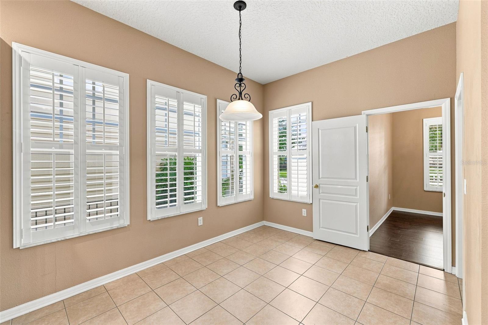 6104 Parkset Dr Property Photo 22