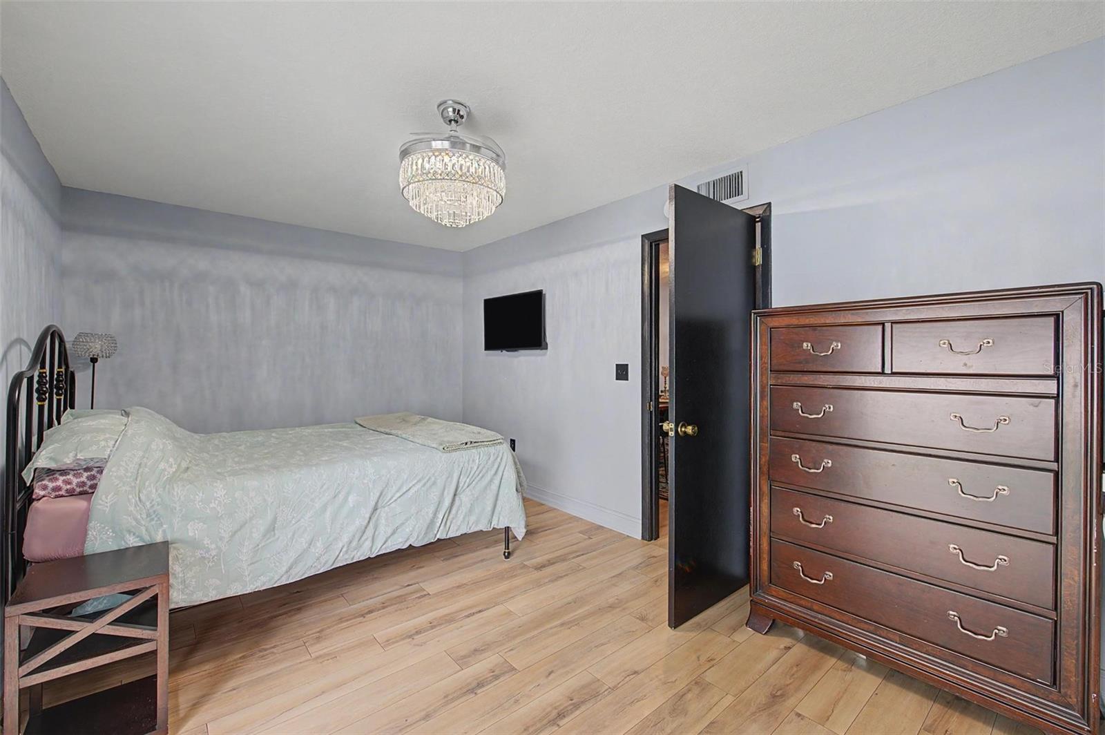 11923 Dietz Dr #8 Property Photo 29