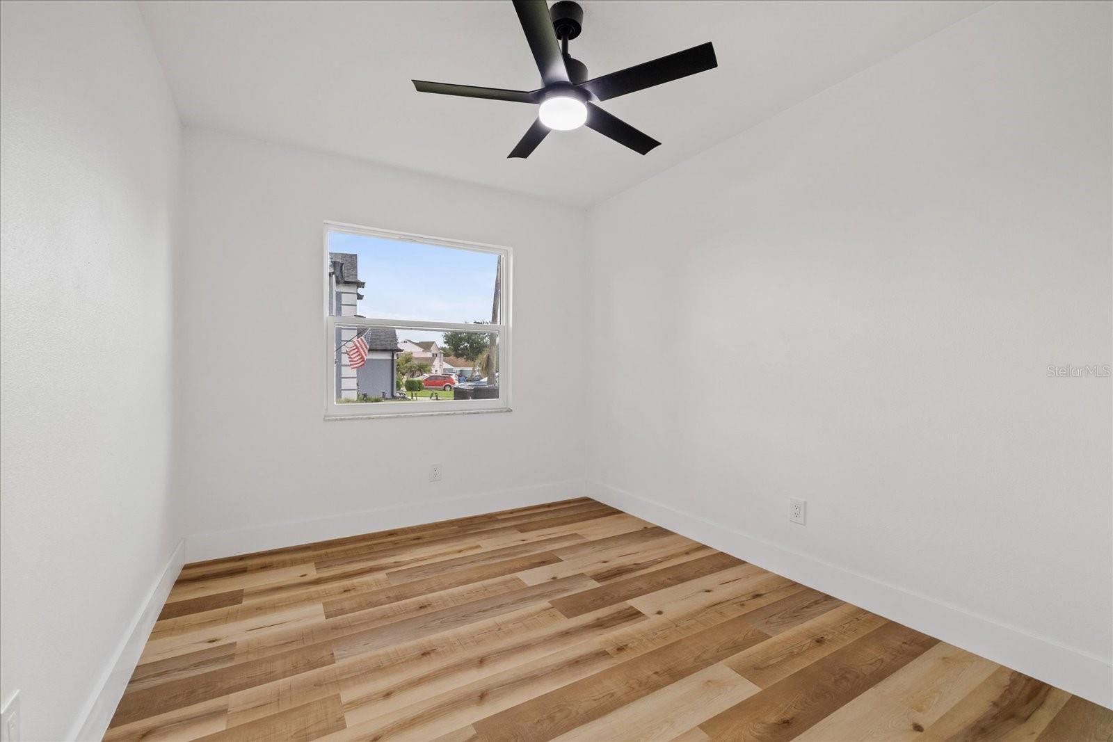 1634 Crossridge Dr Property Photo 32