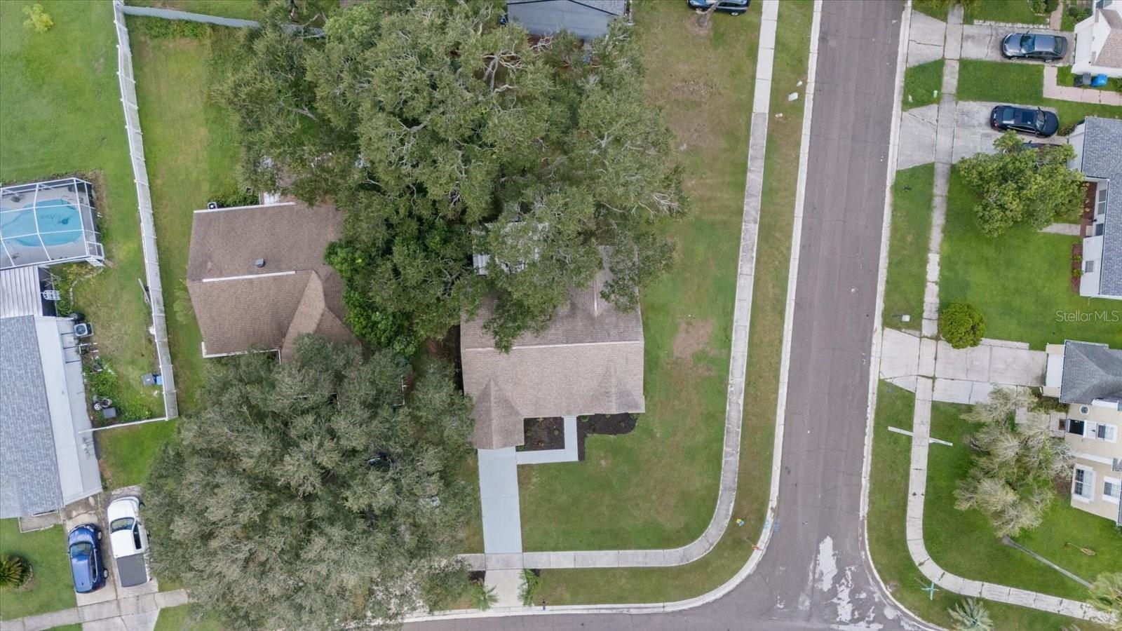 1634 Crossridge Dr Property Photo 55
