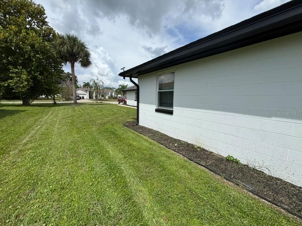 TB8543644 Property Photo 7