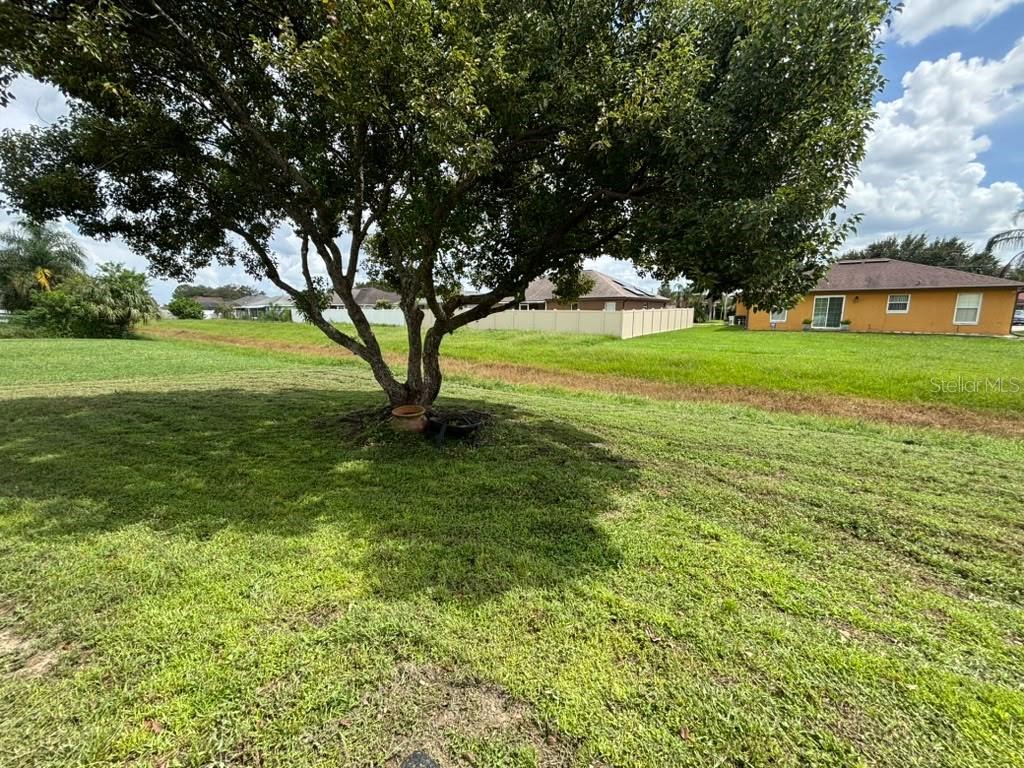 TB8543644 Property Photo 9