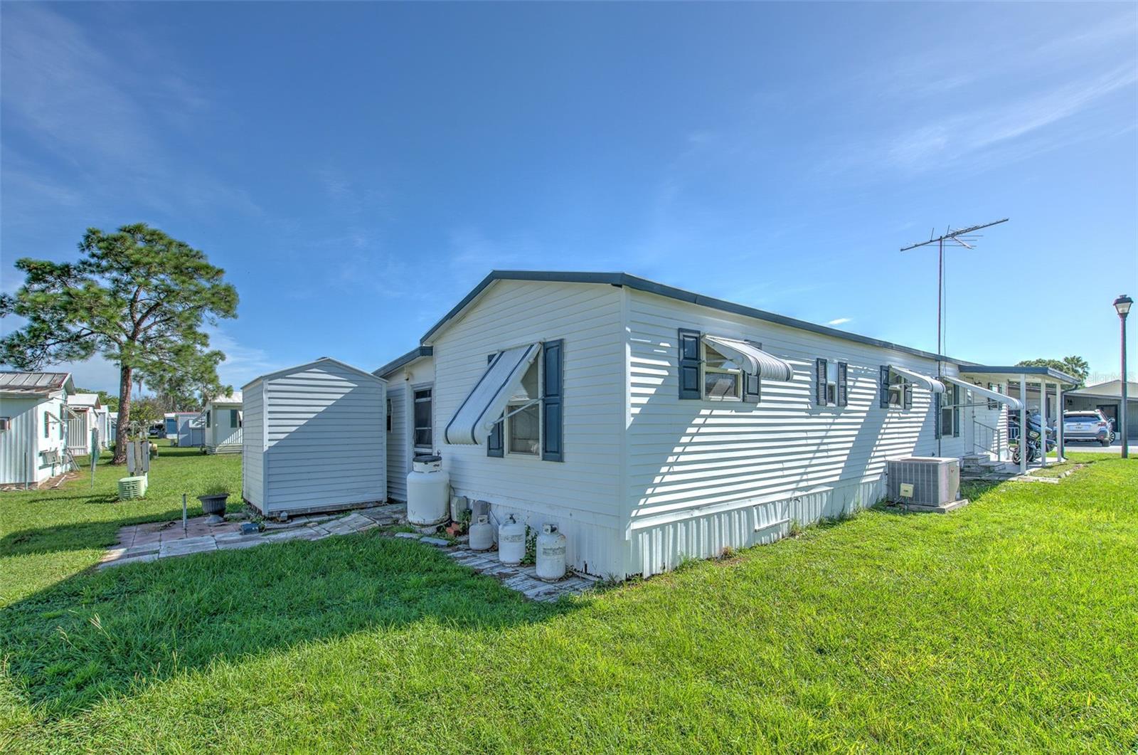 5309 Montego Dr Property Photo 6