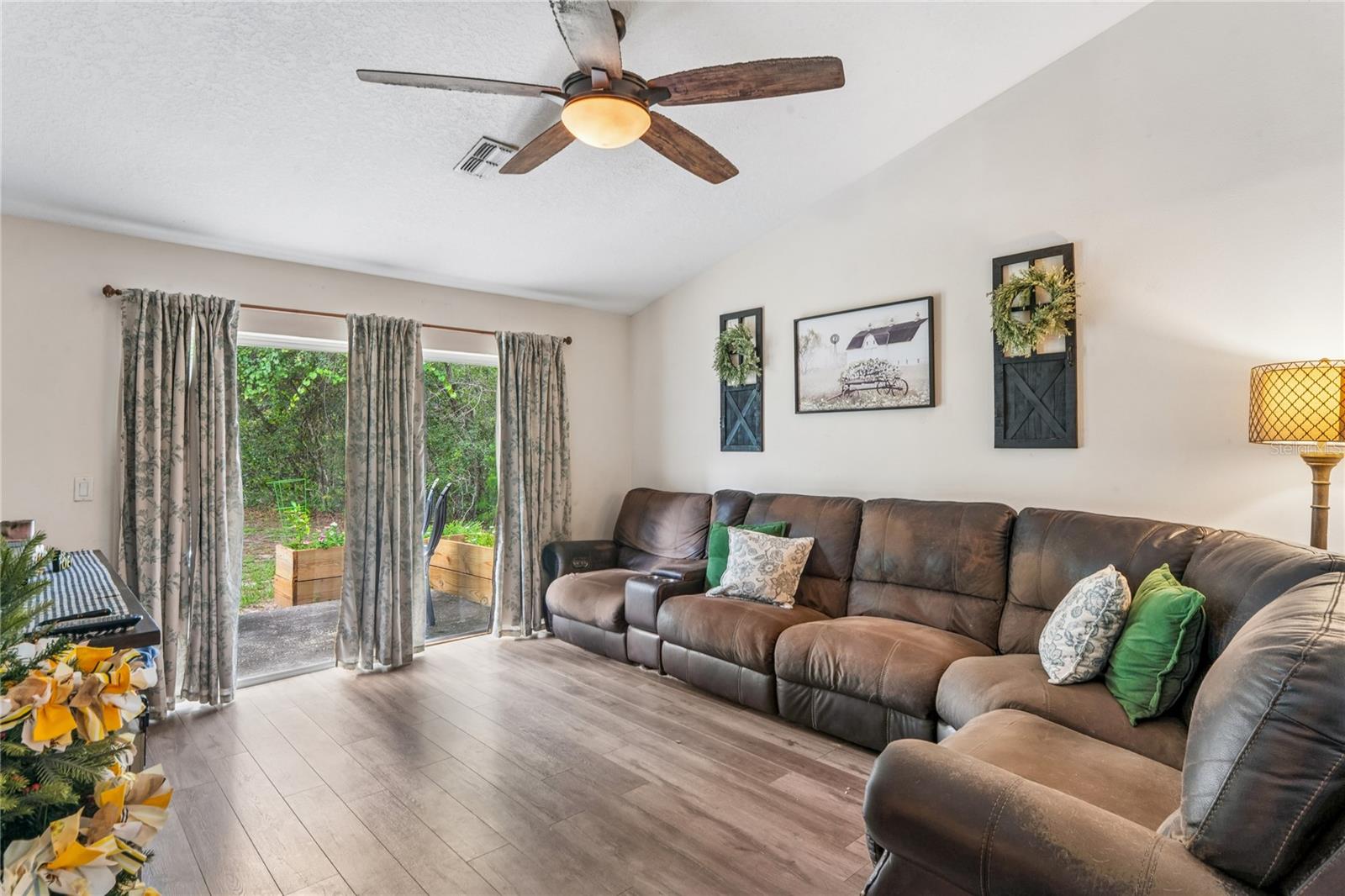 10447 Granning Ln Property Photo 18