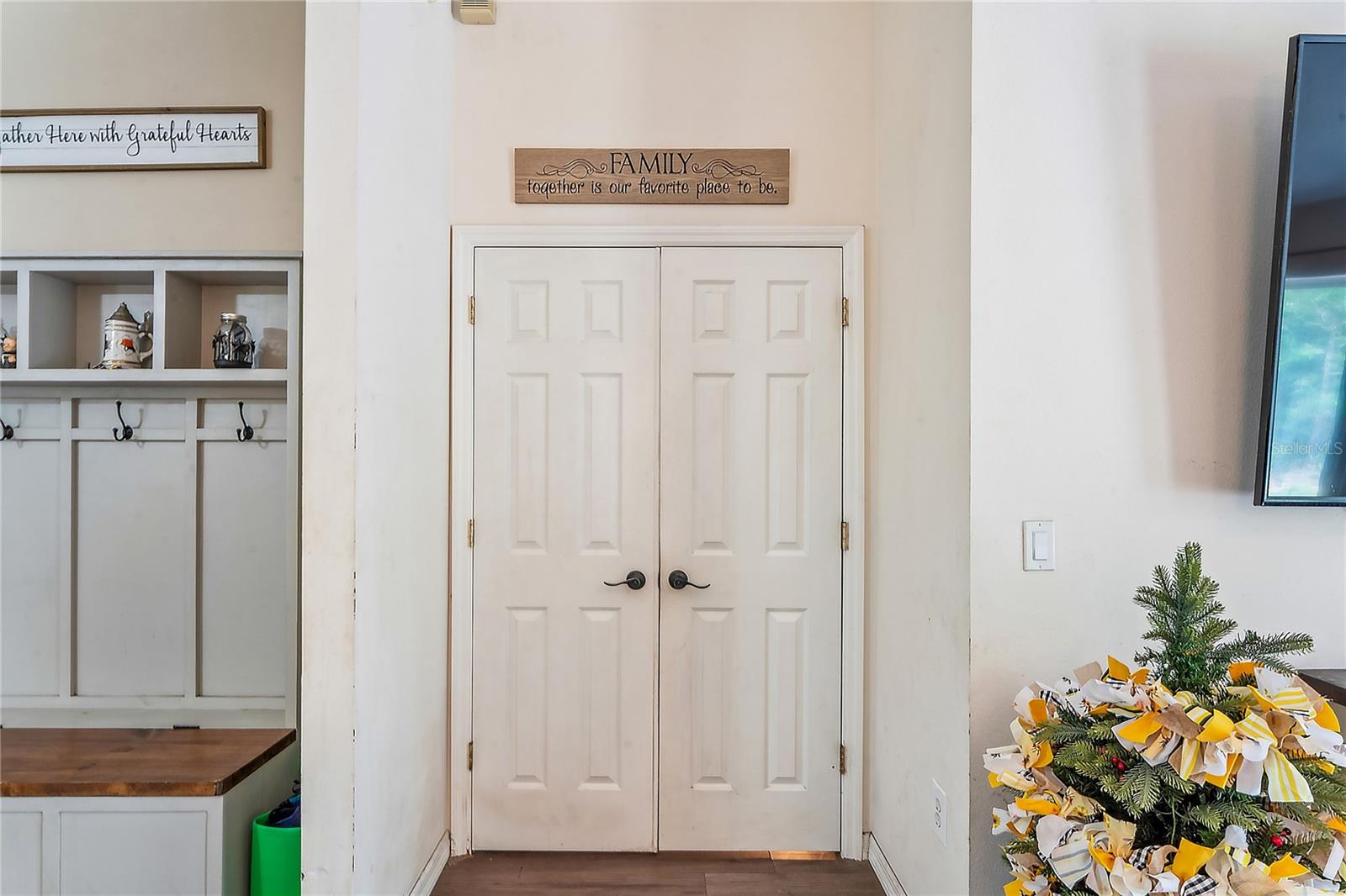 10447 Granning Ln Property Photo 22