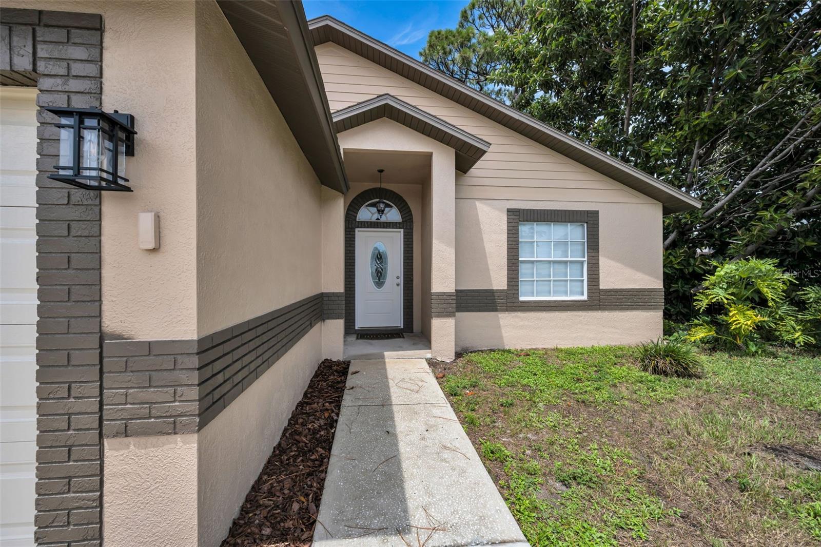 1874 Feather Tree Cir Property Photo 5