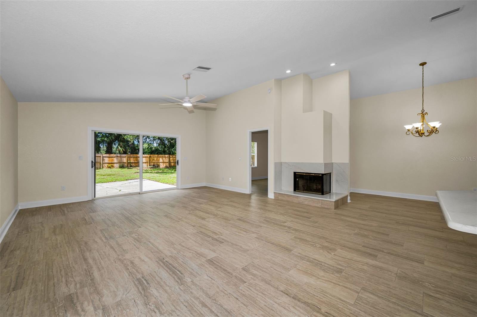 1874 Feather Tree Cir Property Photo 10