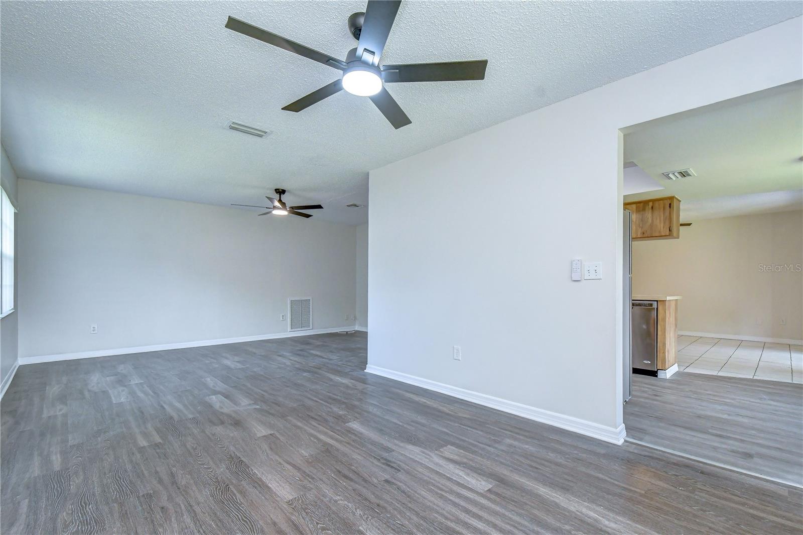 13931 Pathfinder Dr Property Photo 7