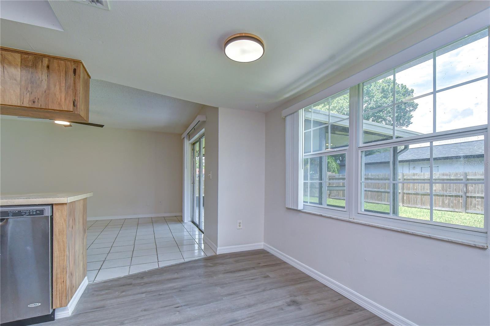 13931 Pathfinder Dr Property Photo 9