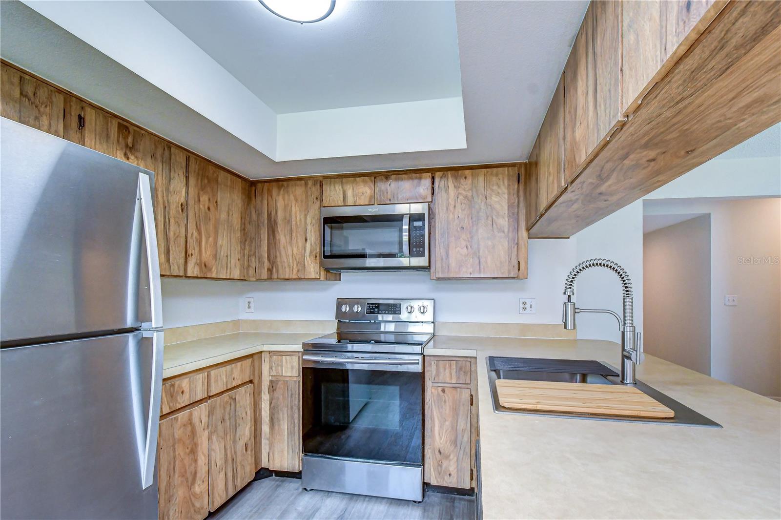 13931 Pathfinder Dr Property Photo 11