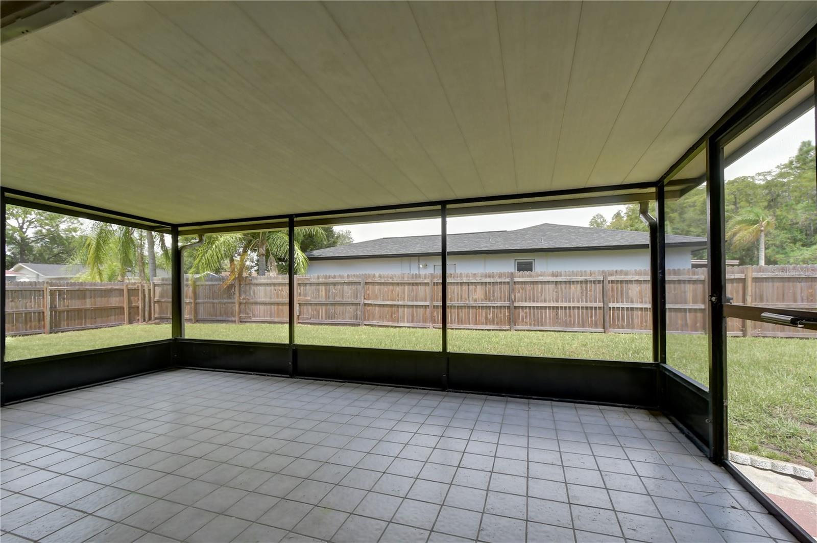 13931 Pathfinder Dr Property Photo 17
