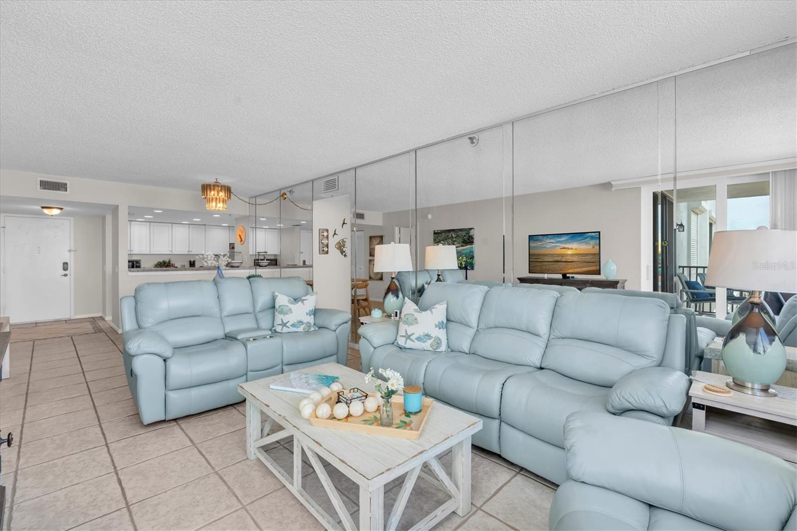 6287 Bahia Del Mar Cir #401 Property Photo 21