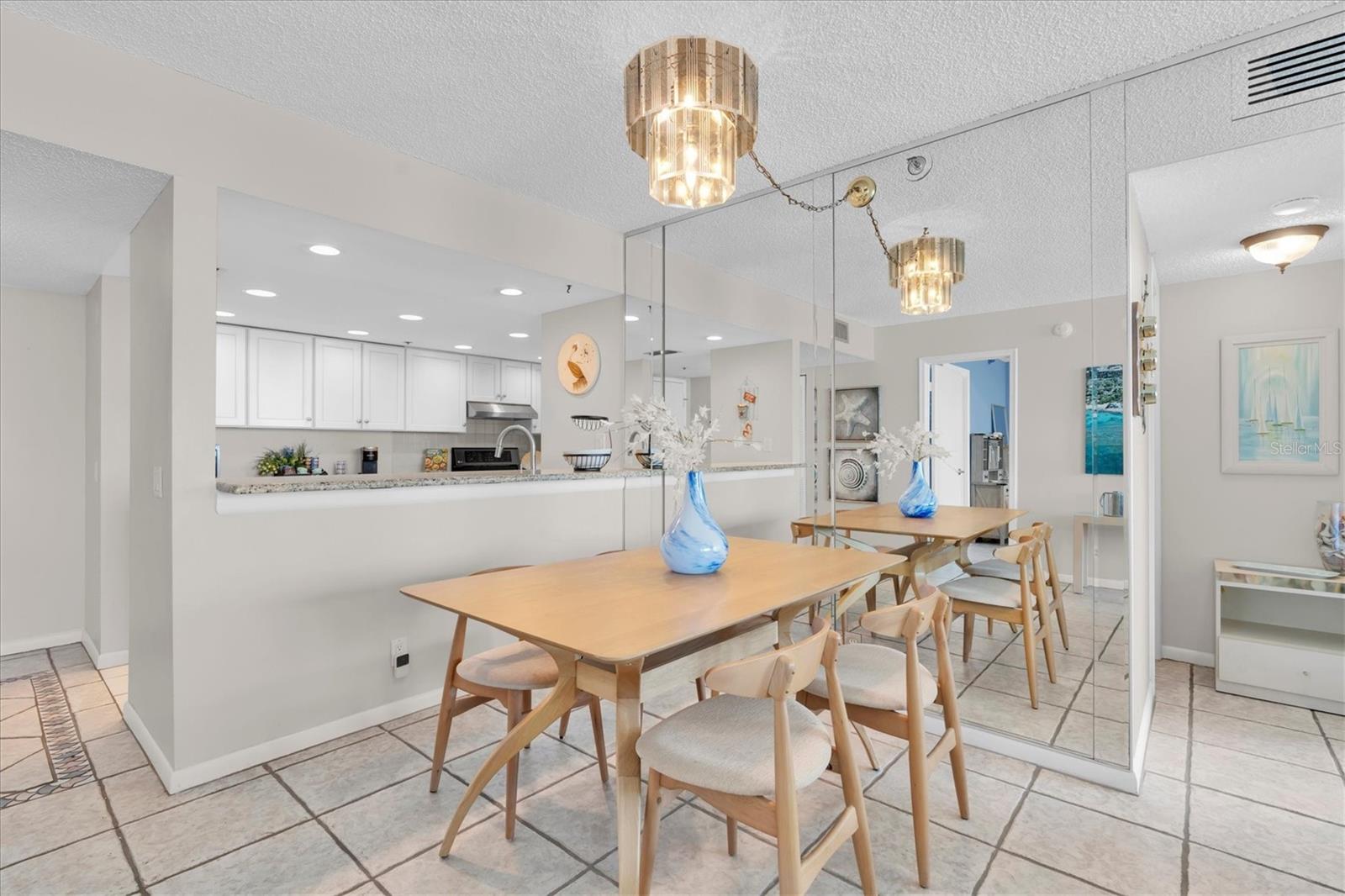 6287 Bahia Del Mar Cir #401 Property Photo 23