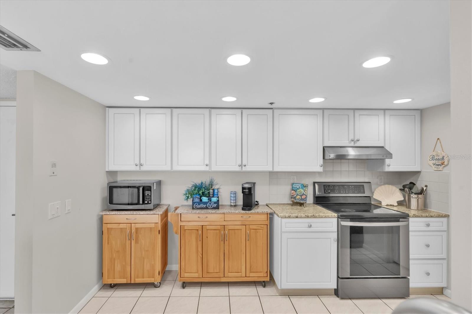 6287 Bahia Del Mar Cir #401 Property Photo 26