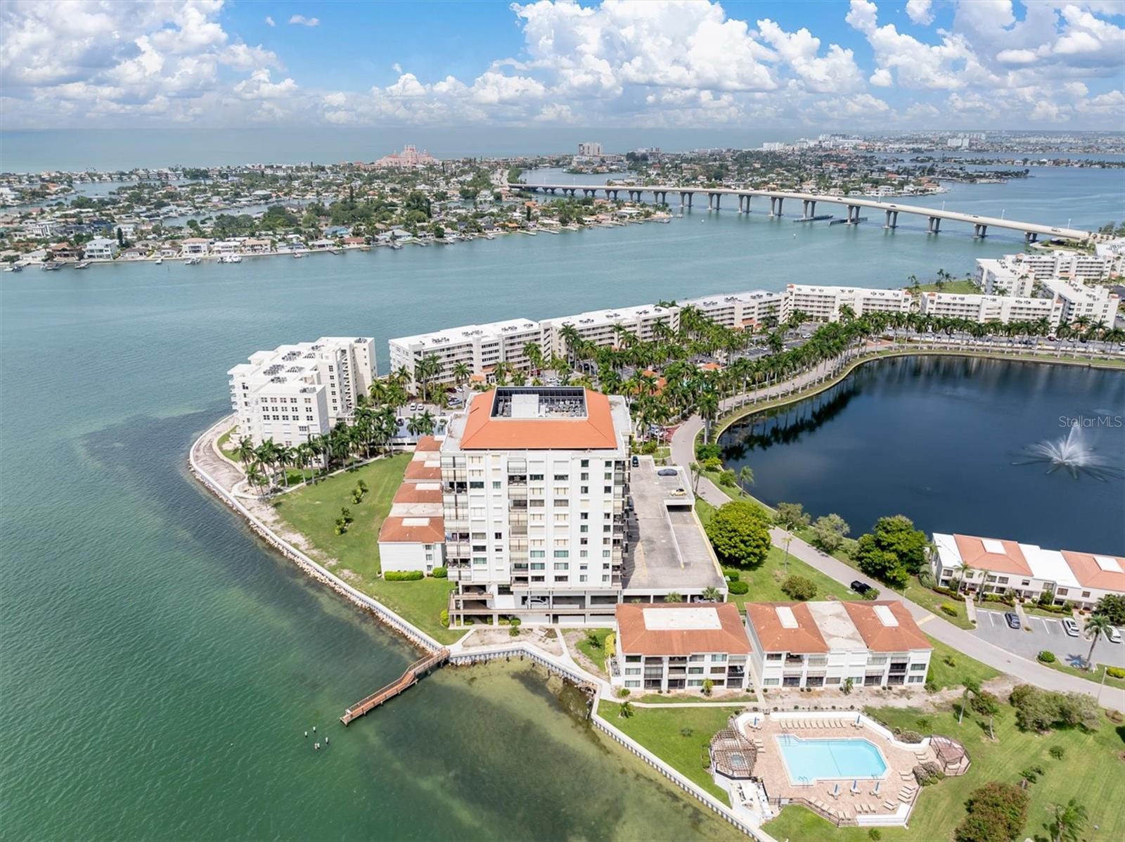 6287 Bahia Del Mar Cir #401 Property Photo 36
