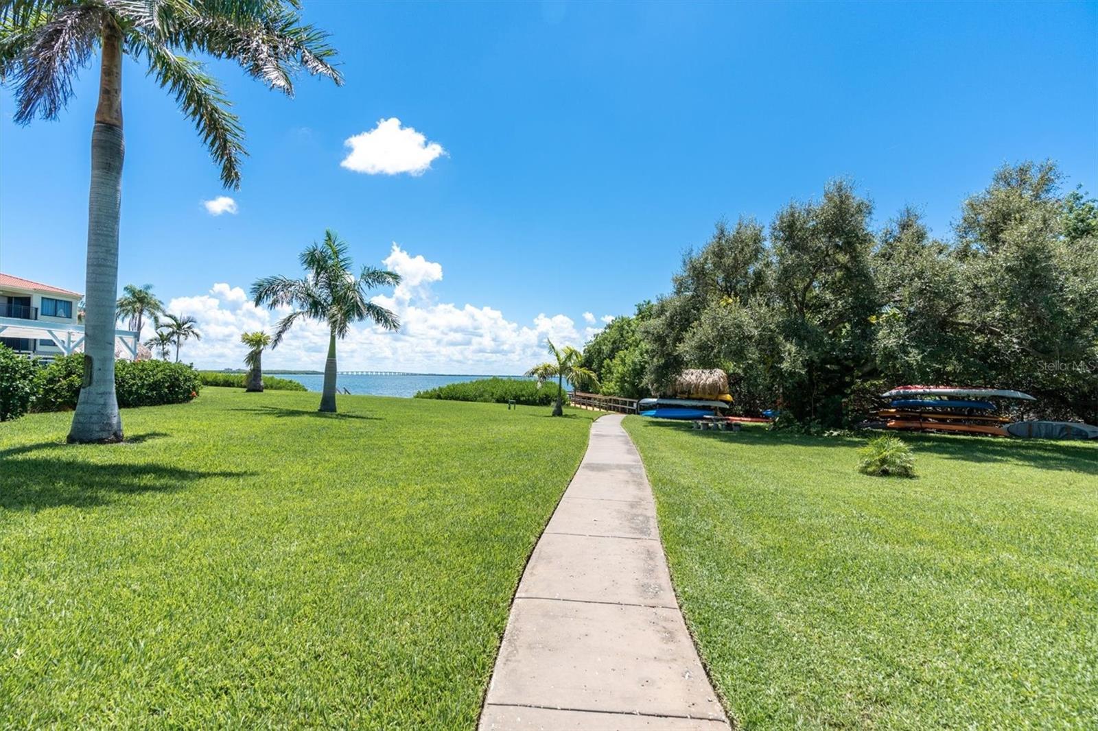6287 Bahia Del Mar Cir #401 Property Photo 47