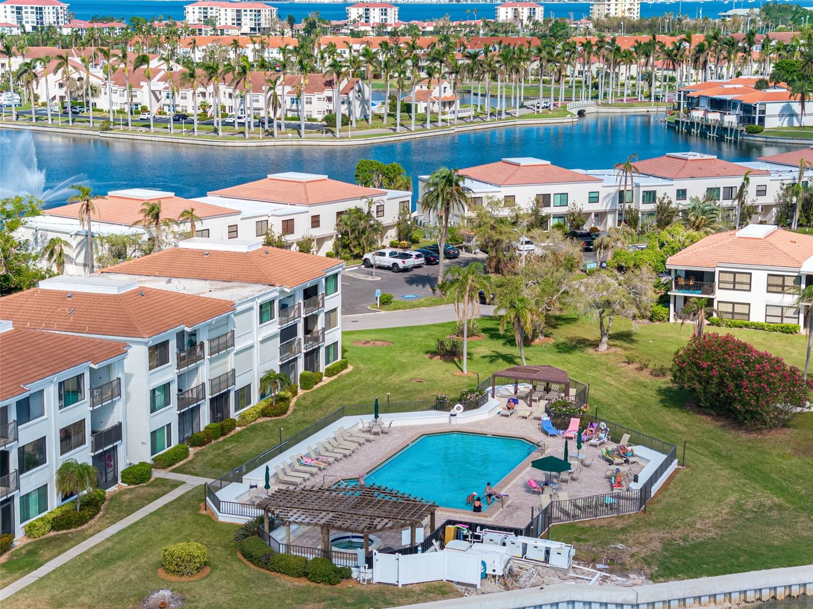 6287 Bahia Del Mar Cir #401 Property Photo 59