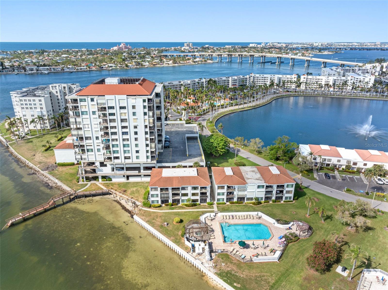 6287 Bahia Del Mar Cir #401 Property Photo 60