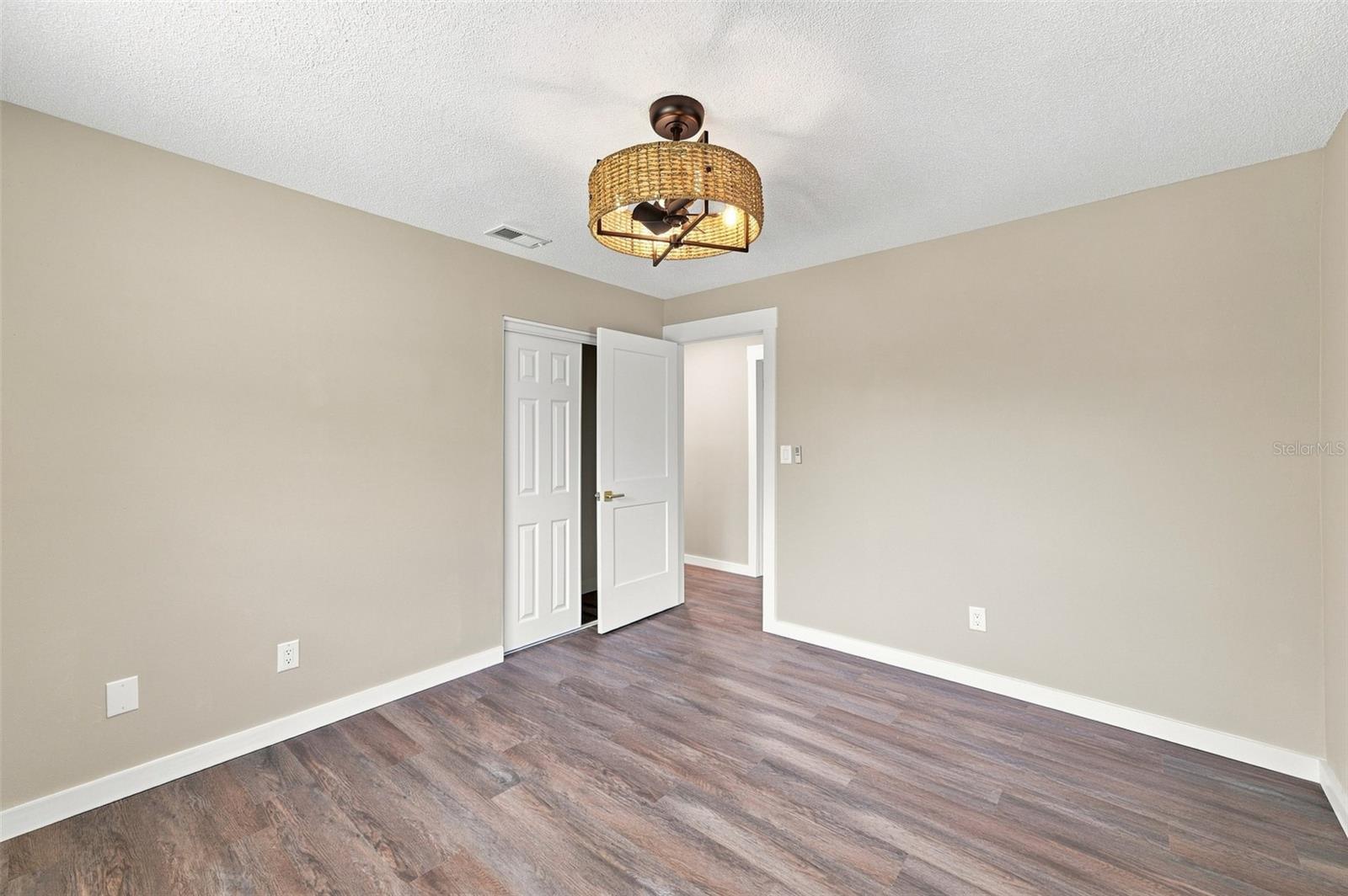 6622 Glencoe Dr Property Photo 22